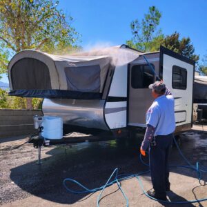 Read more about the article Evaluating RV Service Centers: What to Know