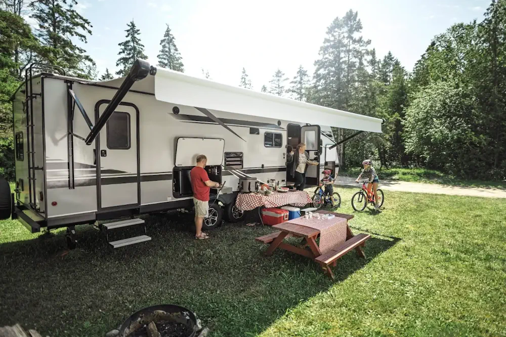 Camping Season img