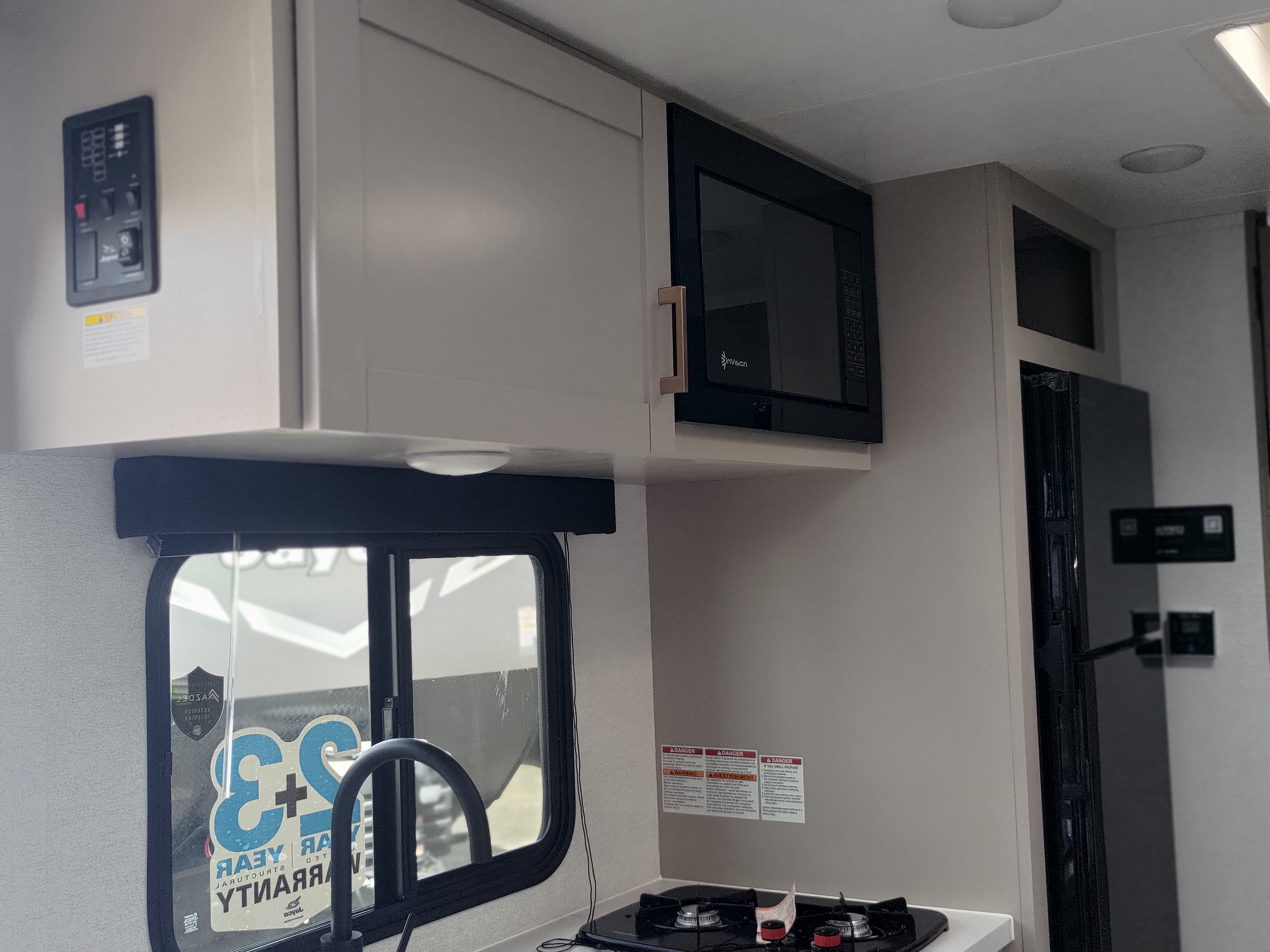 2027 JAYCO JAY FEATHER TRAVEL TRAILER