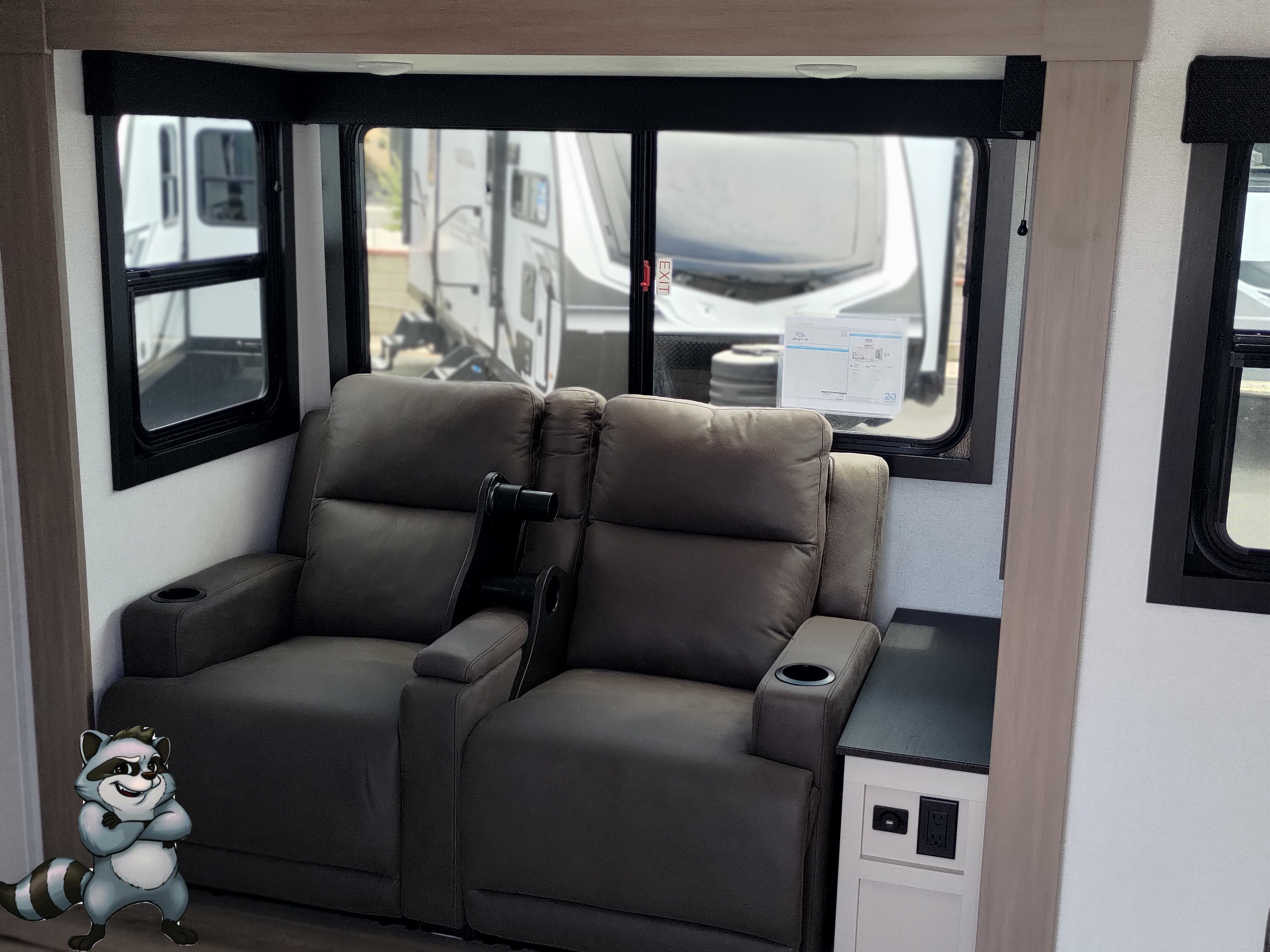 2027 JAYCO JAY FEATHER TRAVEL TRAILER