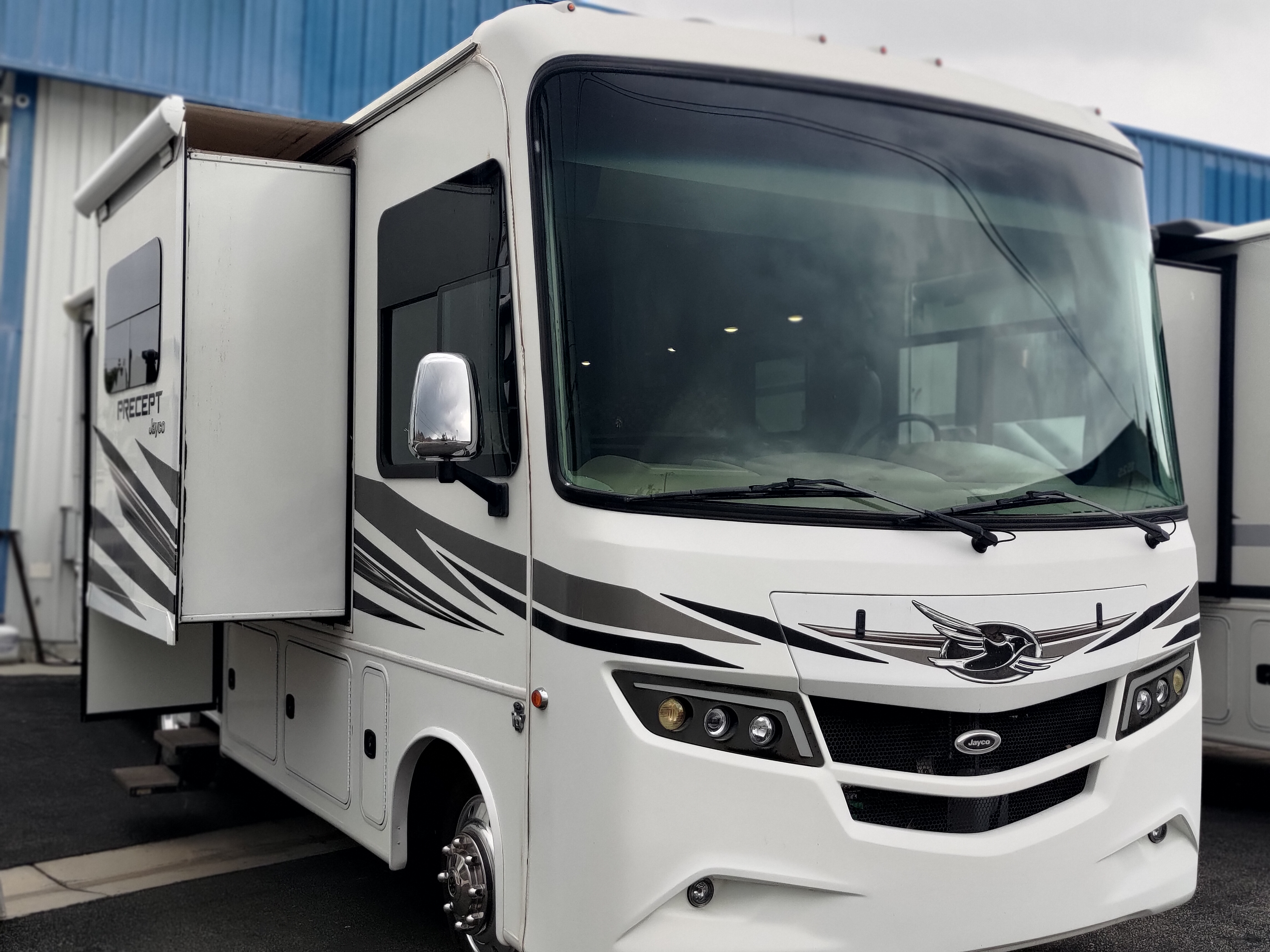 2017 JAYCO PRECEPT MH CLASS A MOTORHOME
