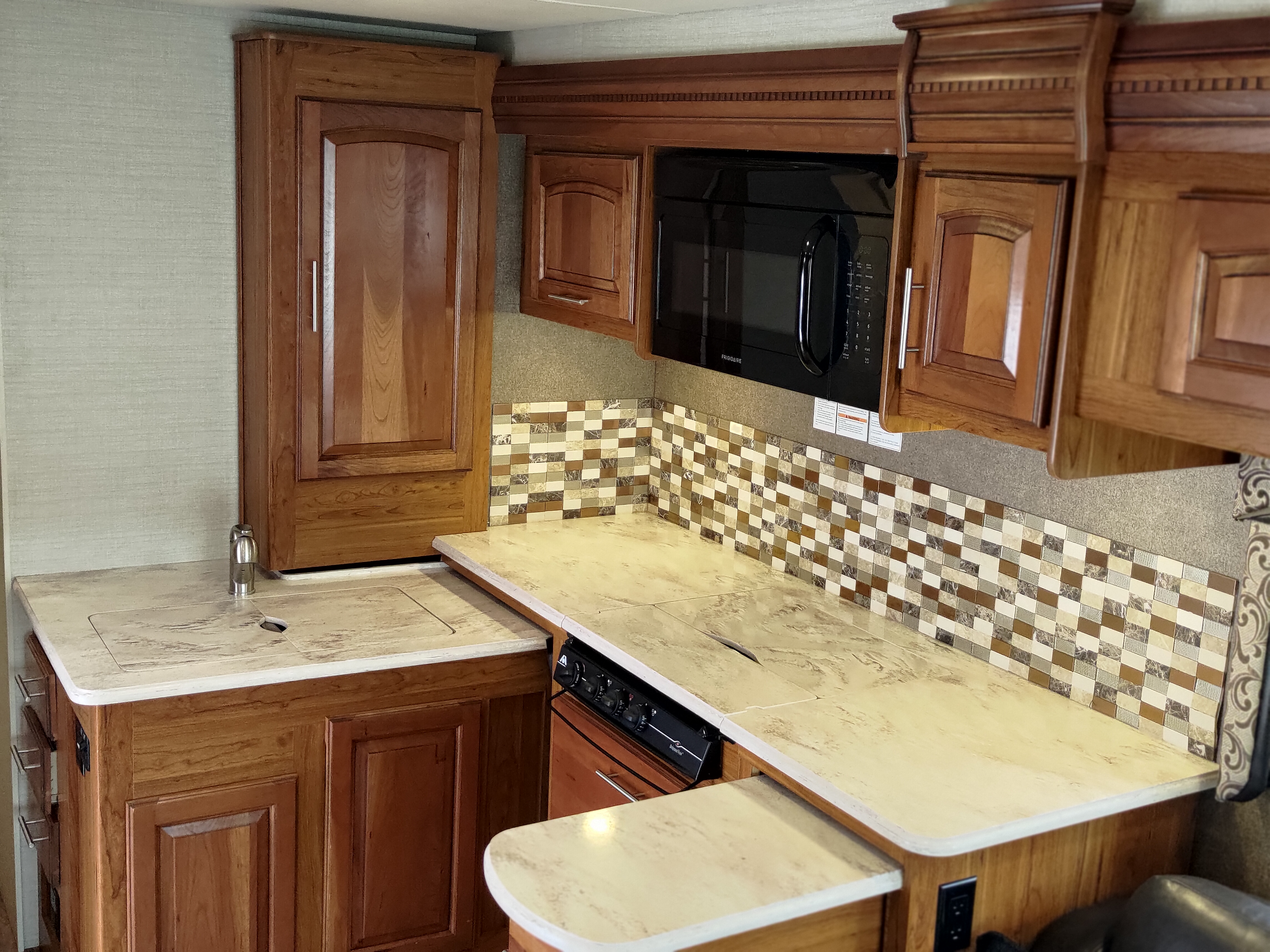 2017 JAYCO PRECEPT MH CLASS A MOTORHOME