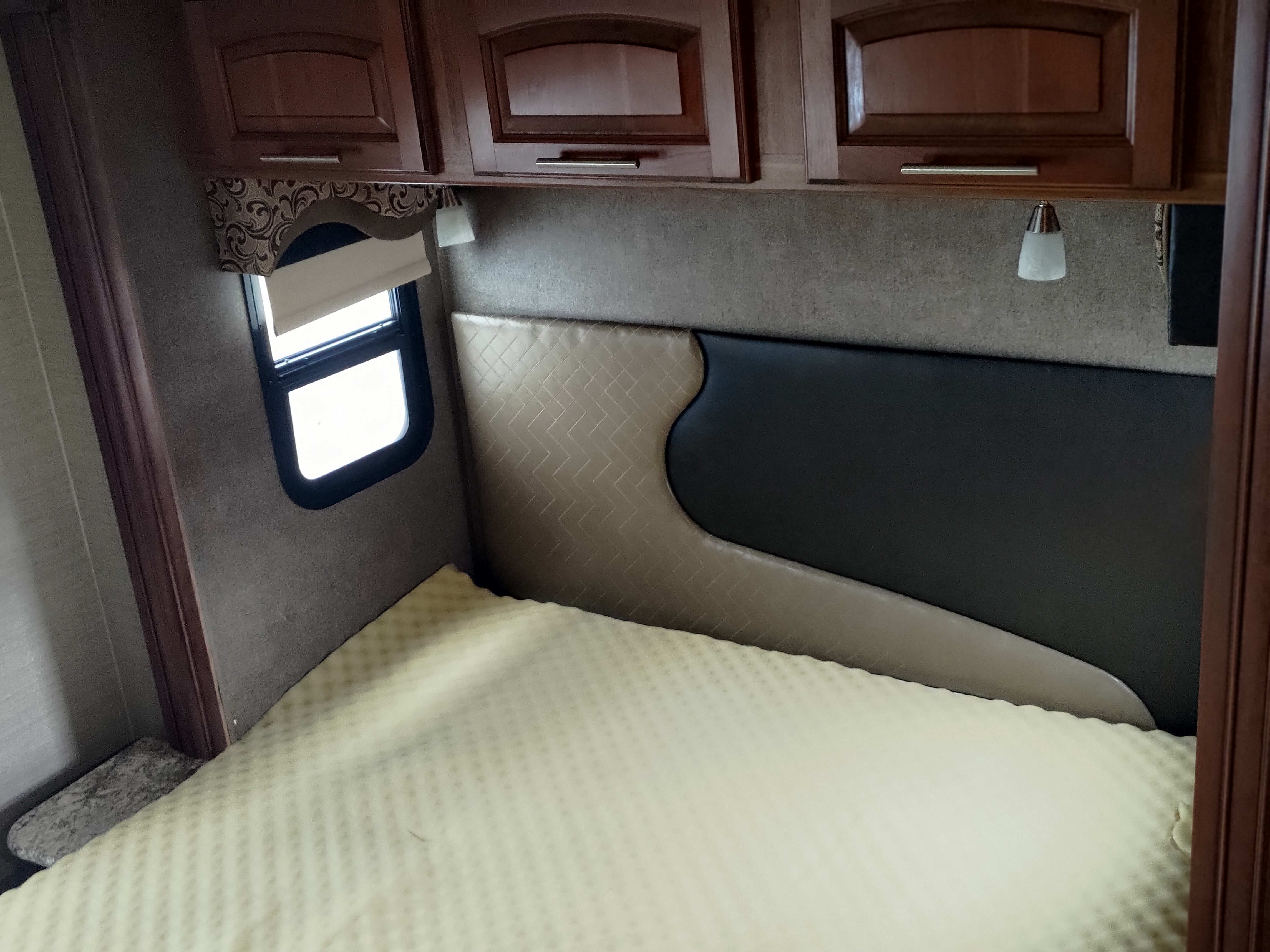 2017 JAYCO PRECEPT MH CLASS A MOTORHOME
