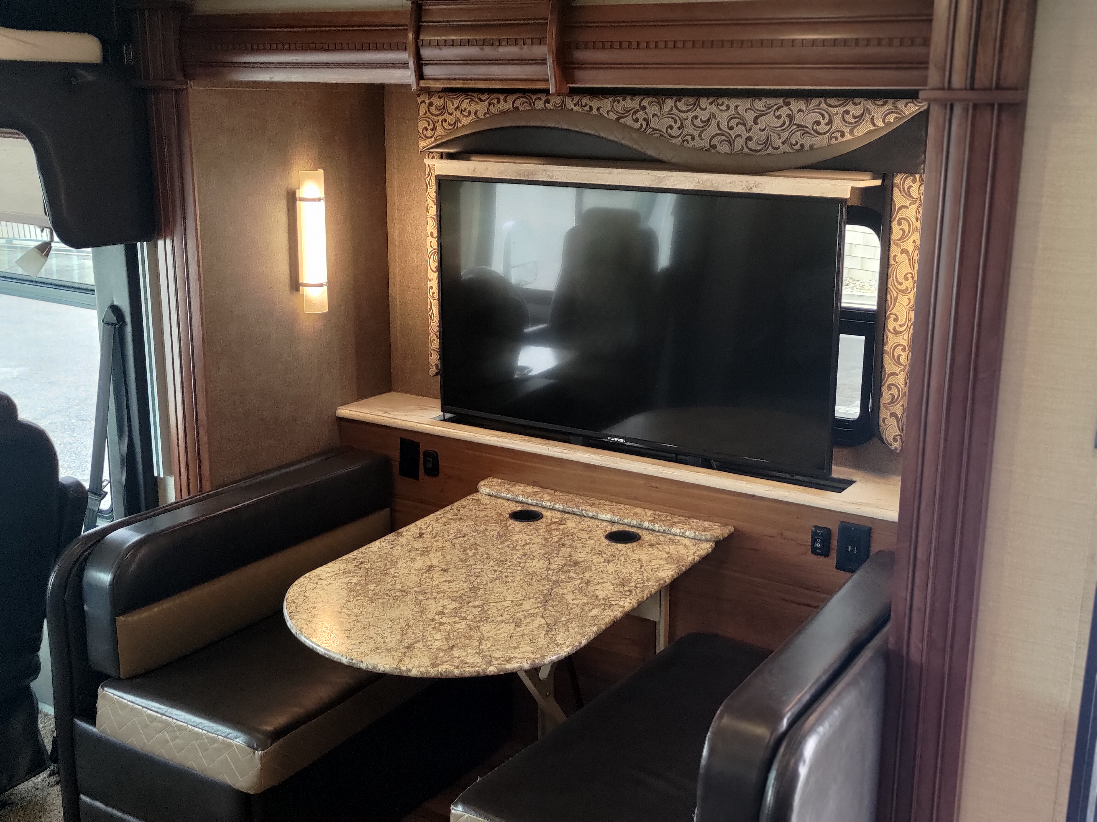 2017 JAYCO PRECEPT MH CLASS A MOTORHOME