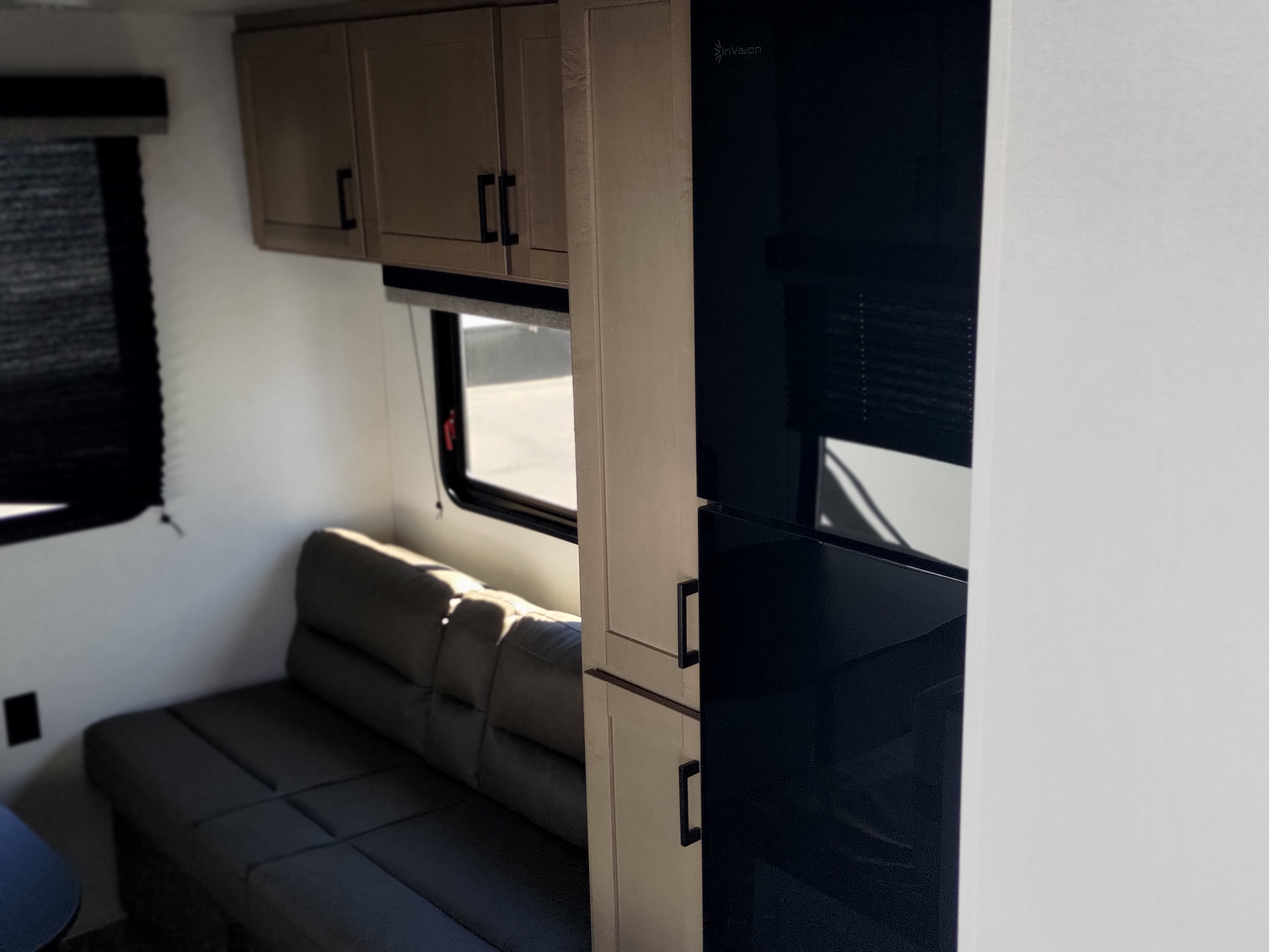 2027 HIGHLAND RIDGE COLT TRAVEL TRAILER