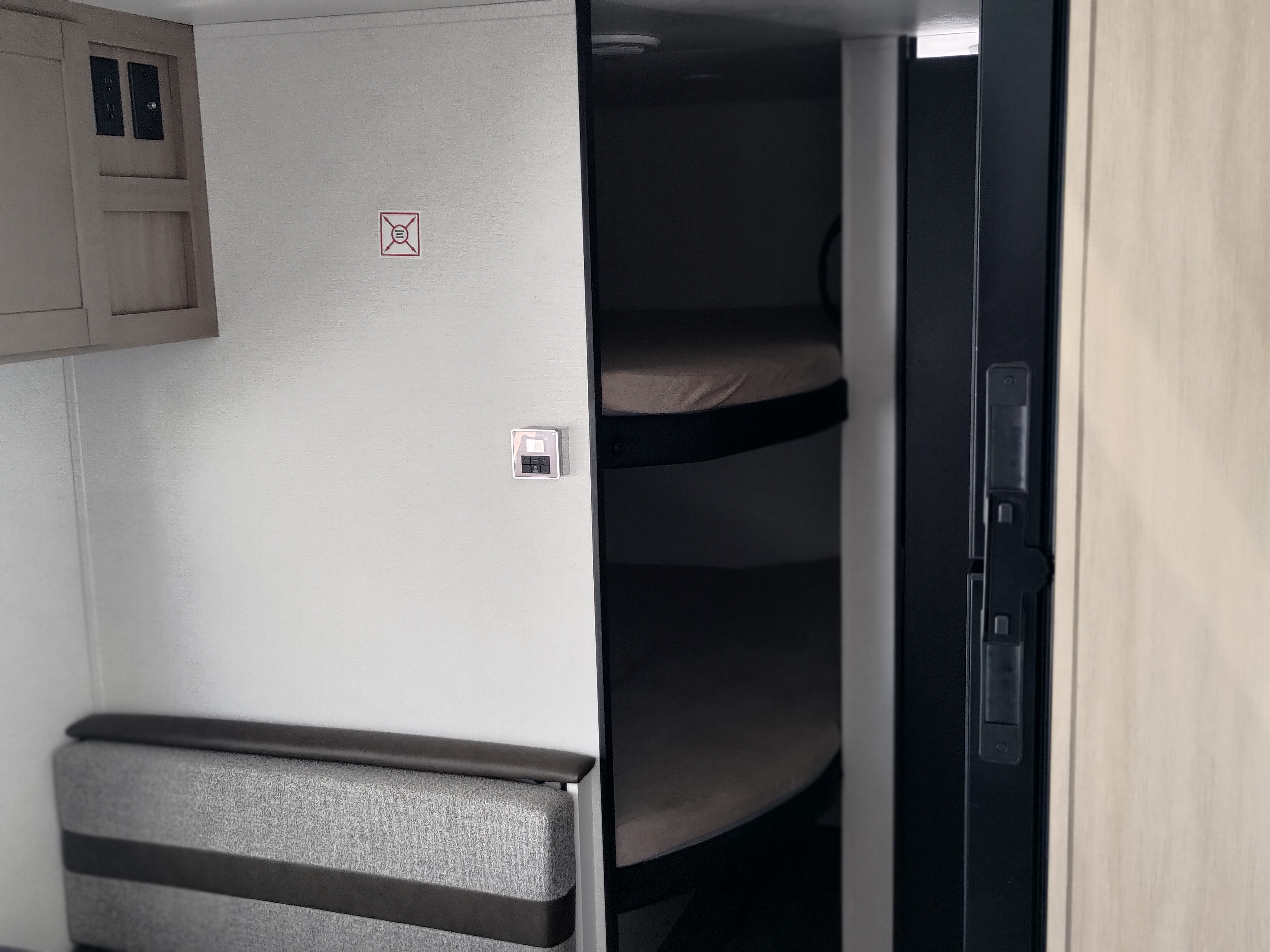 2027 HIGHLAND RIDGE COLT TRAVEL TRAILER