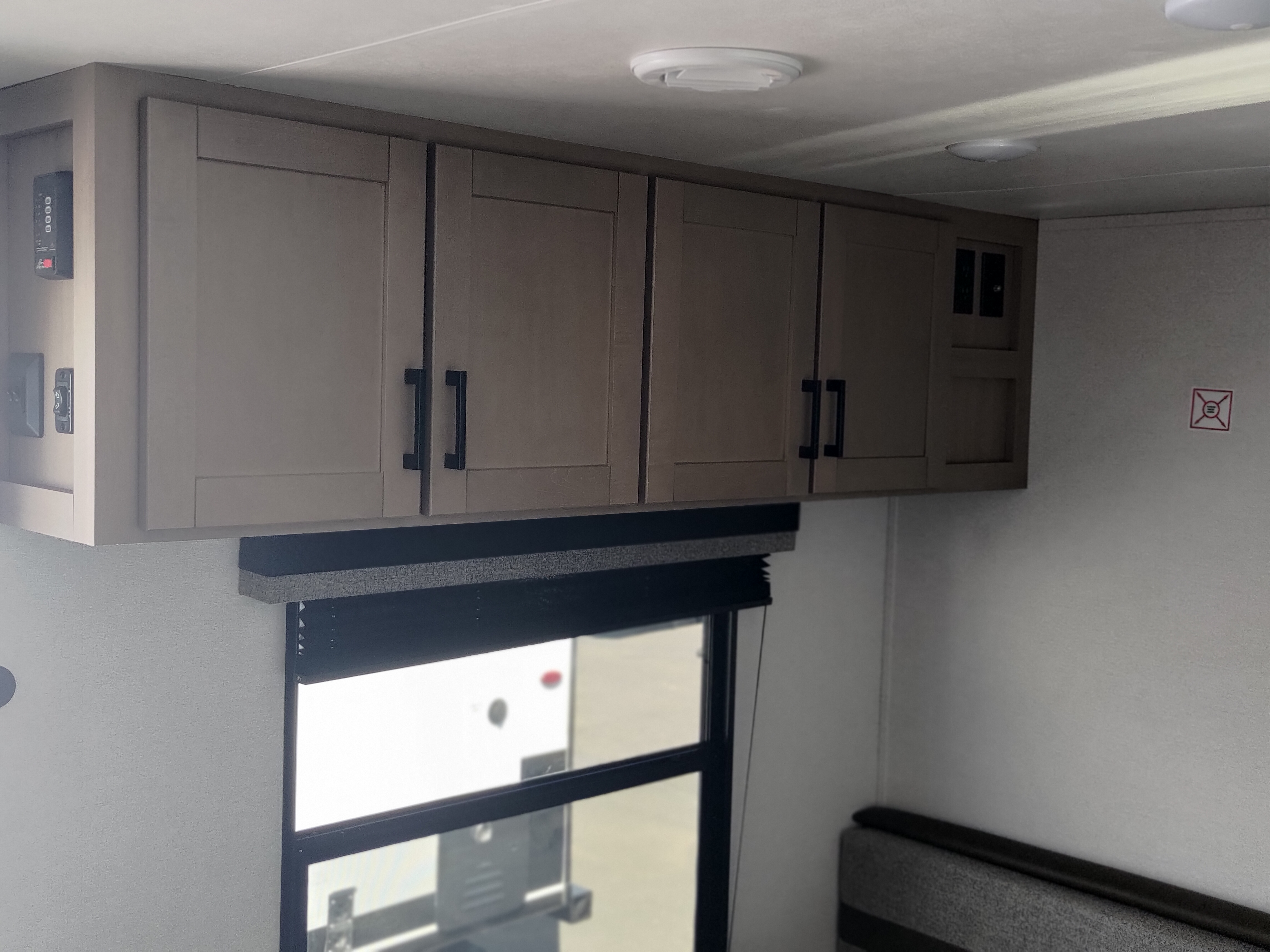 2027 HIGHLAND RIDGE COLT TRAVEL TRAILER
