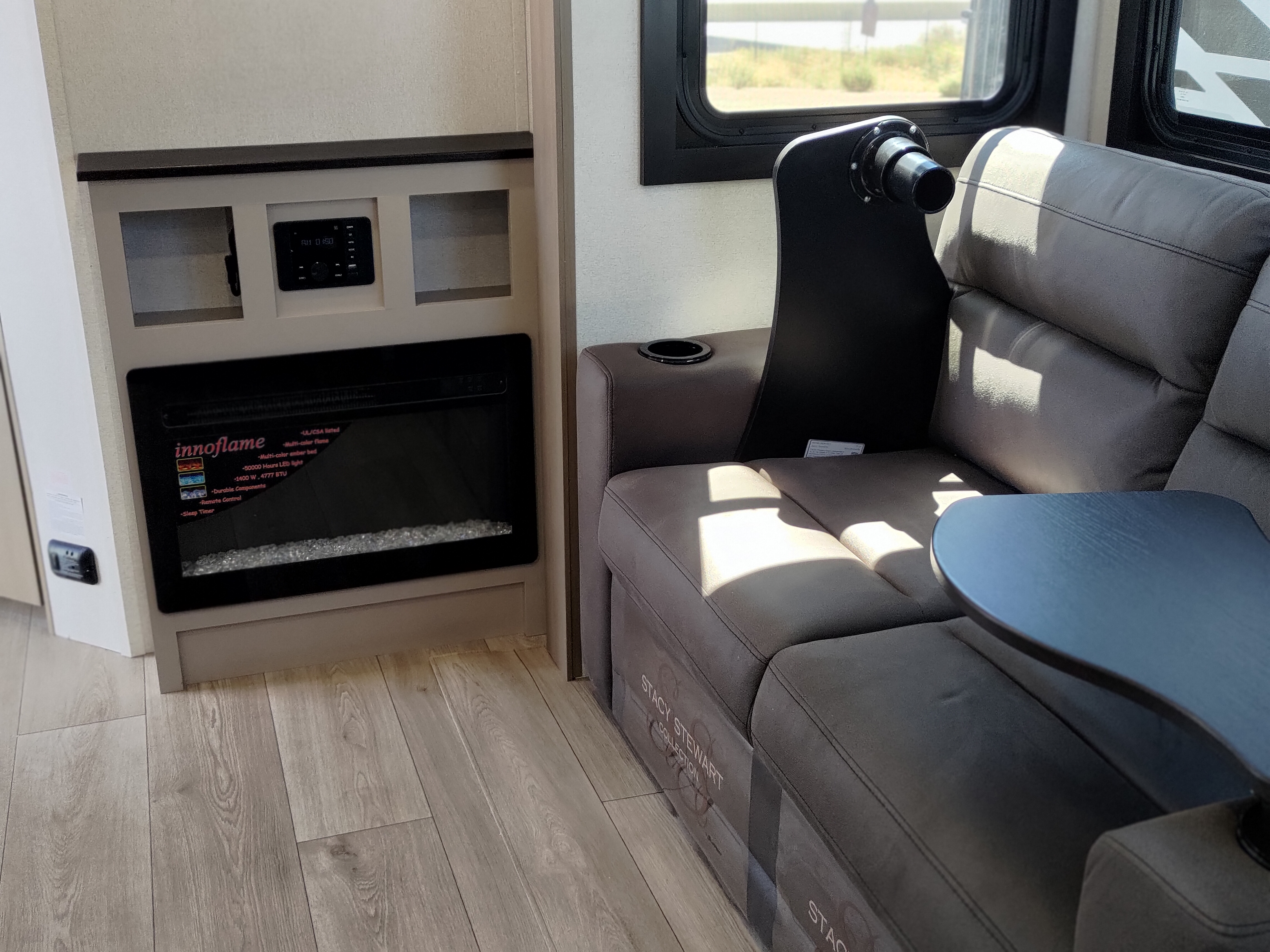 2027 JAYCO JAY FEATHER TRAVEL TRAILER