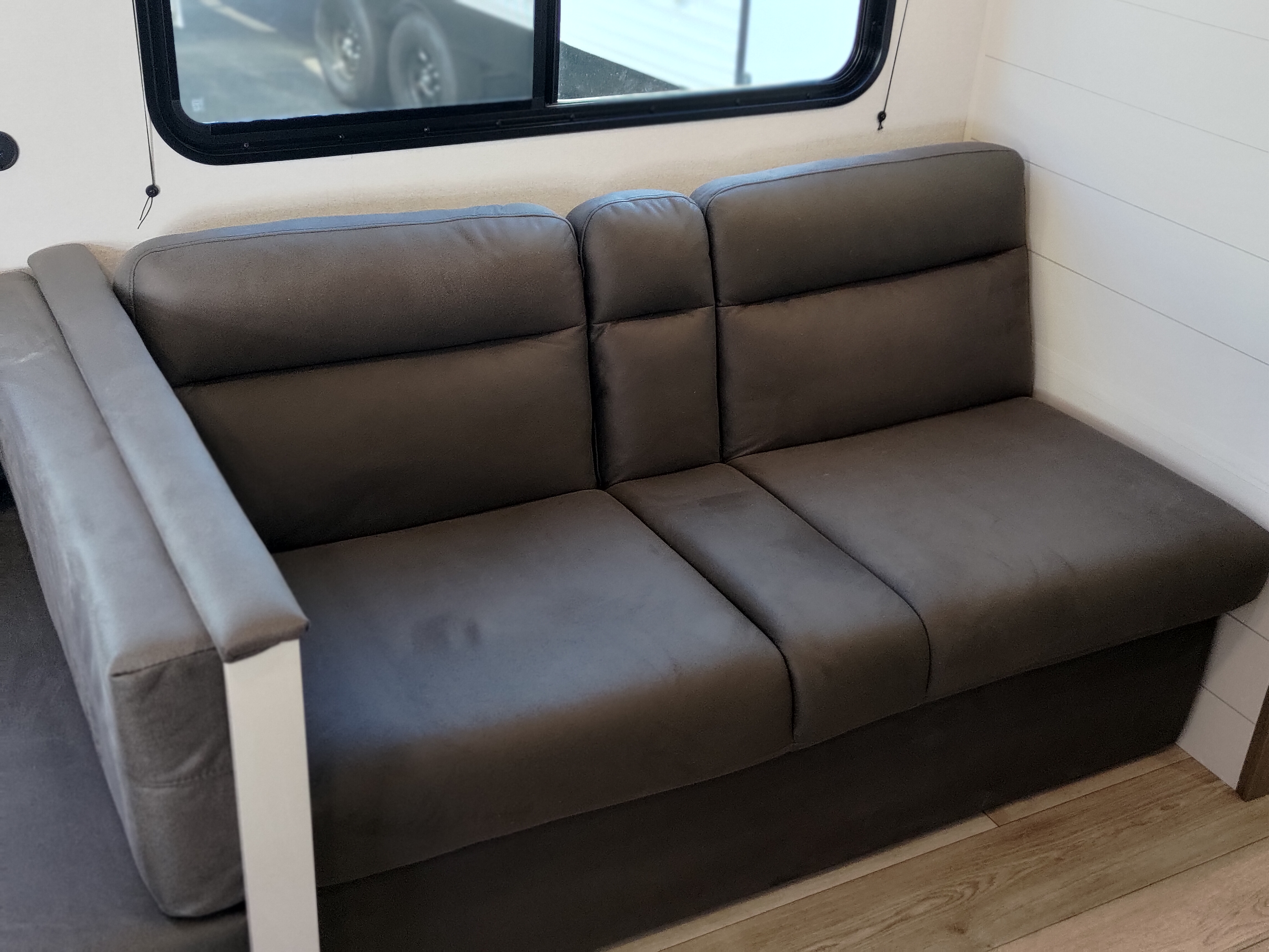 2027 JAYCO JAY FLIGHT TRAVEL TRAILER