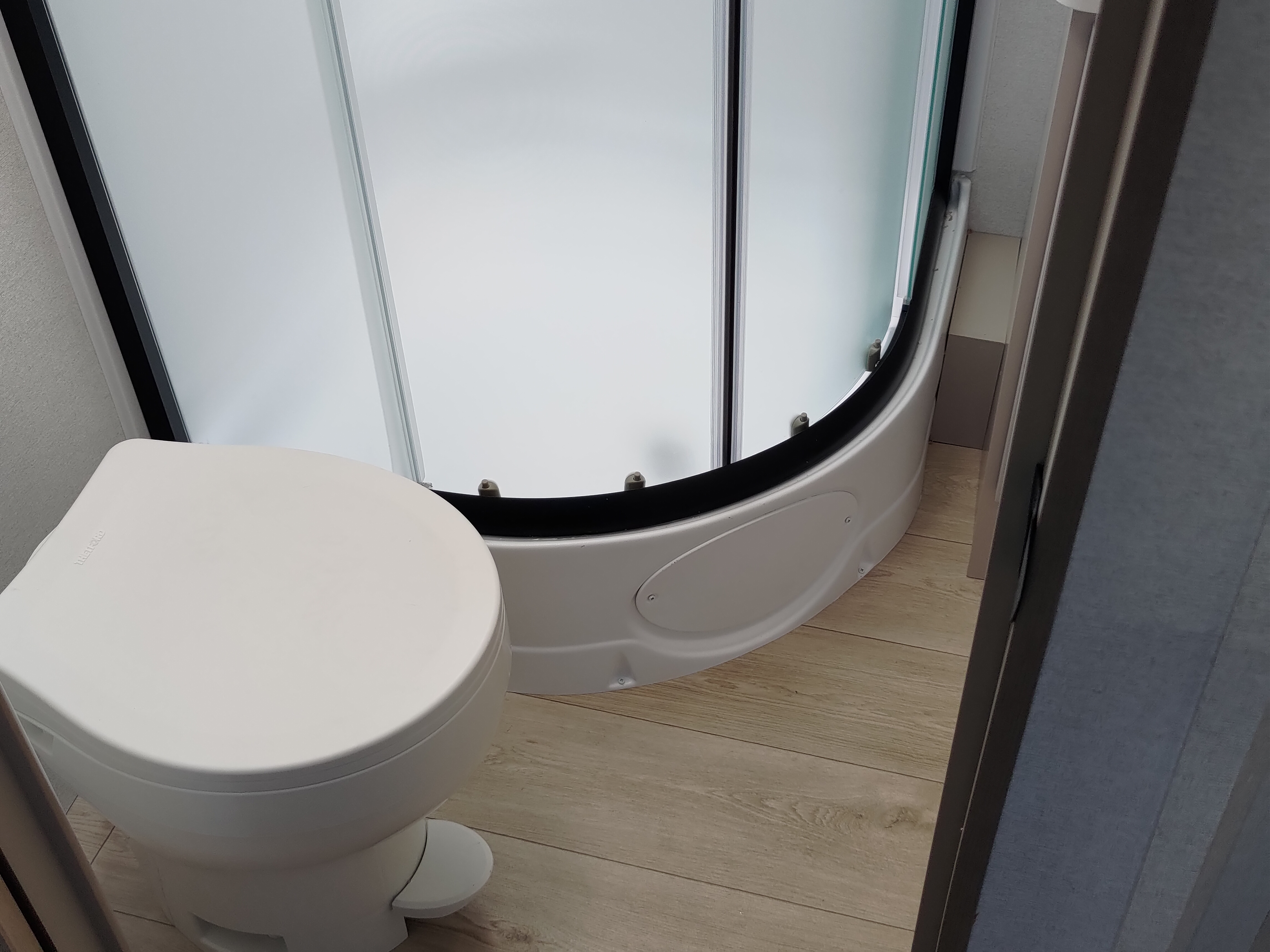 2027 JAYCO JAY FLIGHT TRAVEL TRAILER