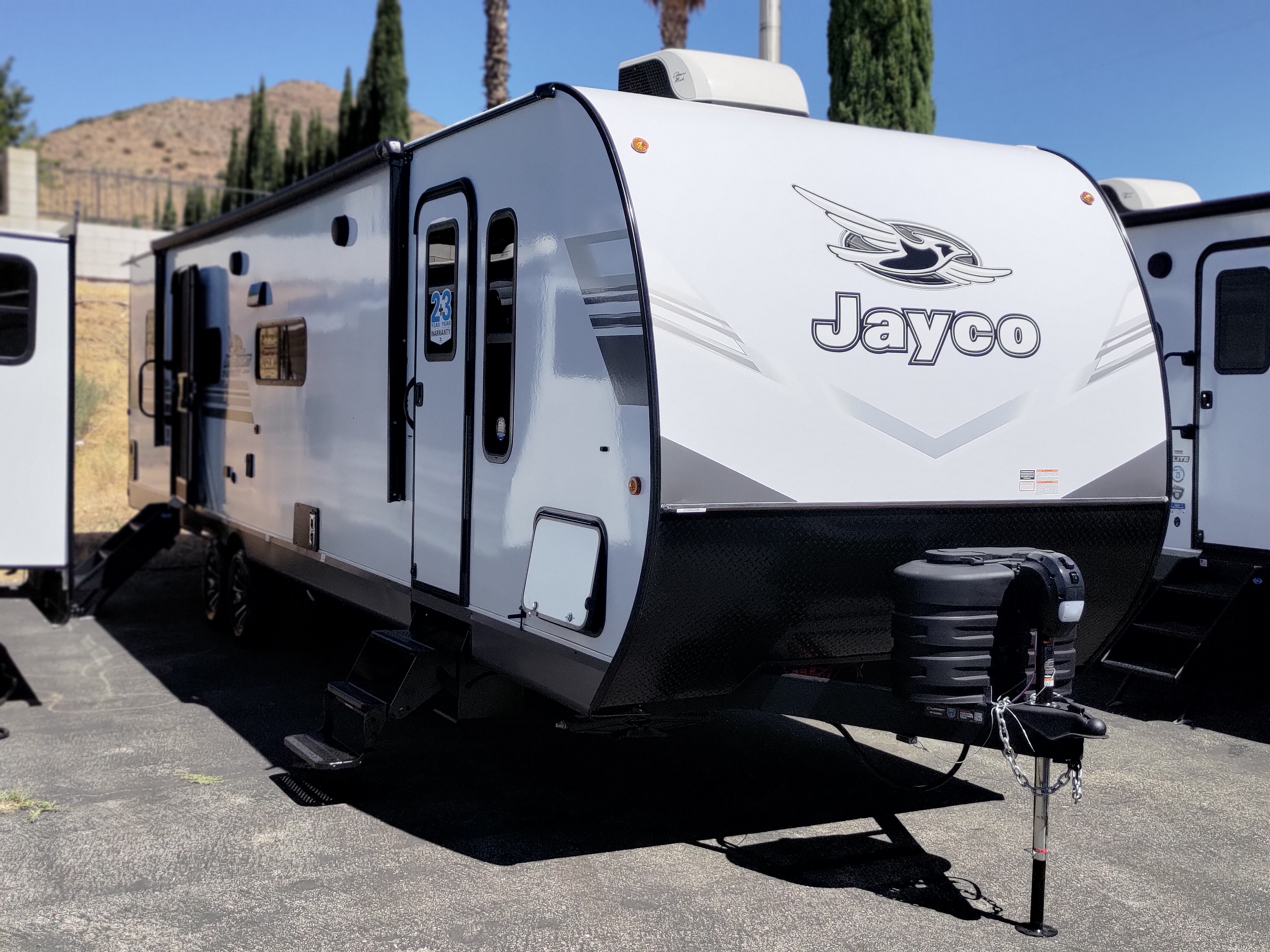 2027 JAYCO JAY FLIGHT TRAVEL TRAILER
