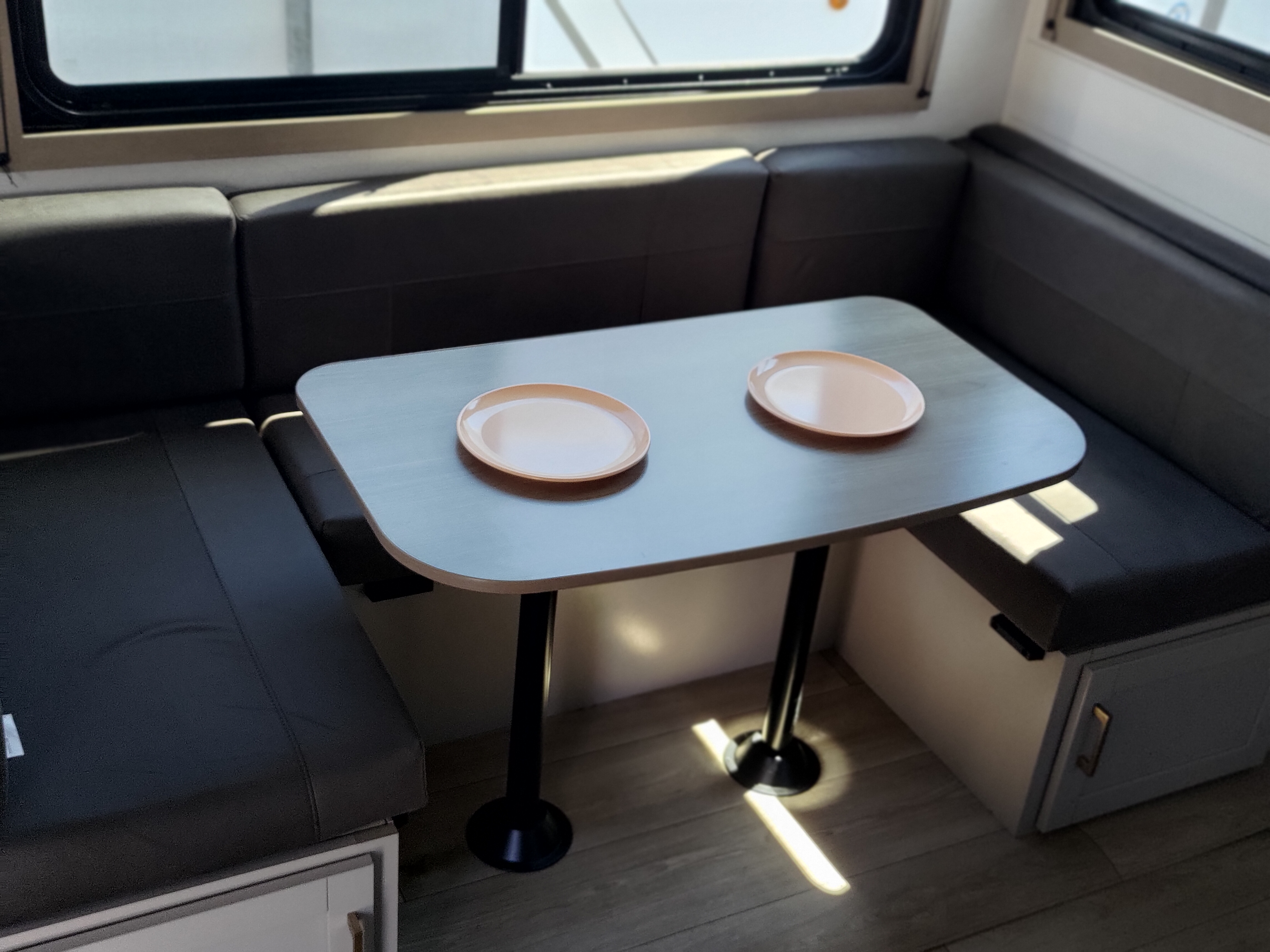 2027 JAYCO JAY FLIGHT TRAVEL TRAILER