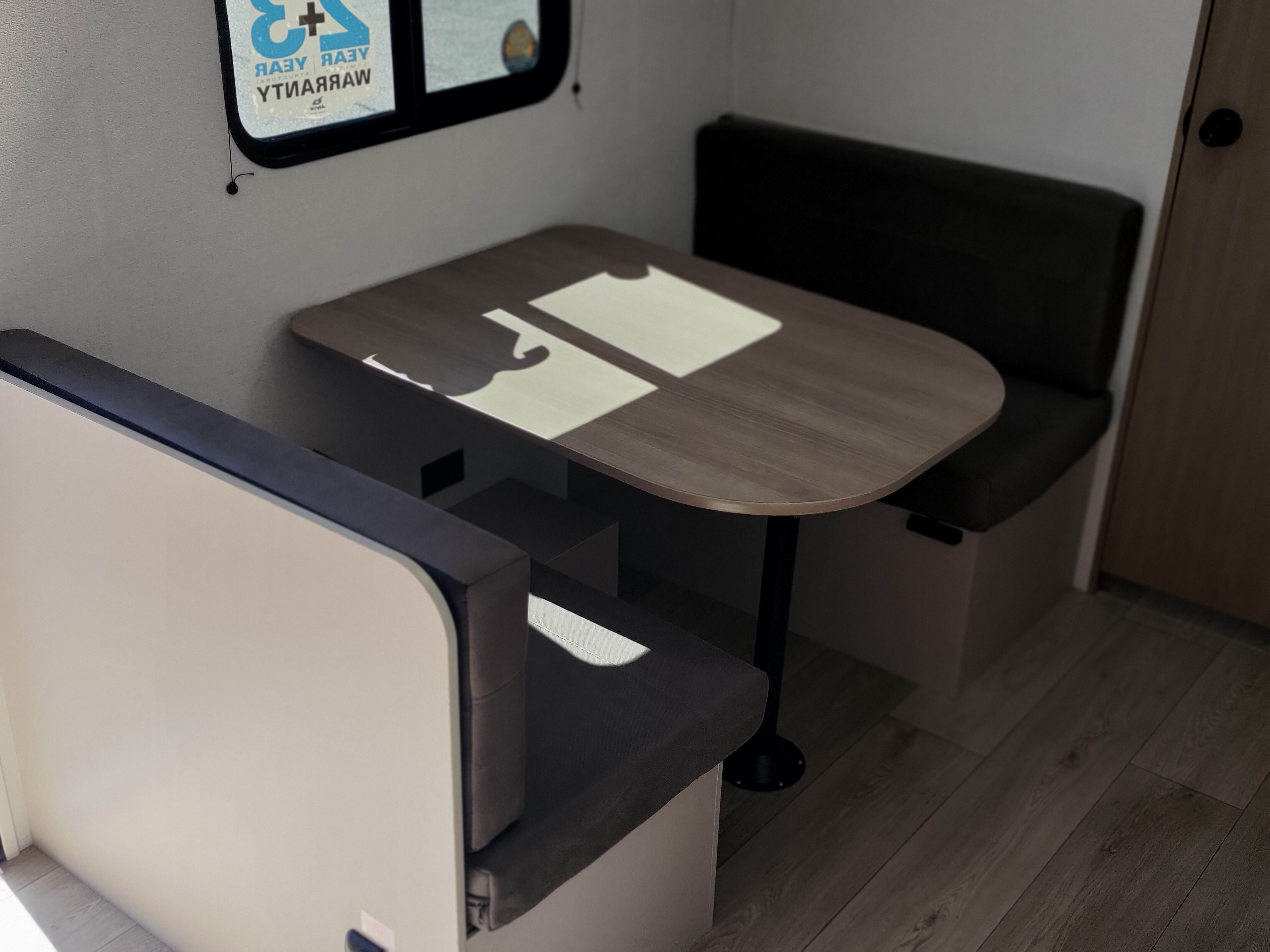 2027 JAYCO JAY FLIGHT TRAVEL TRAILER