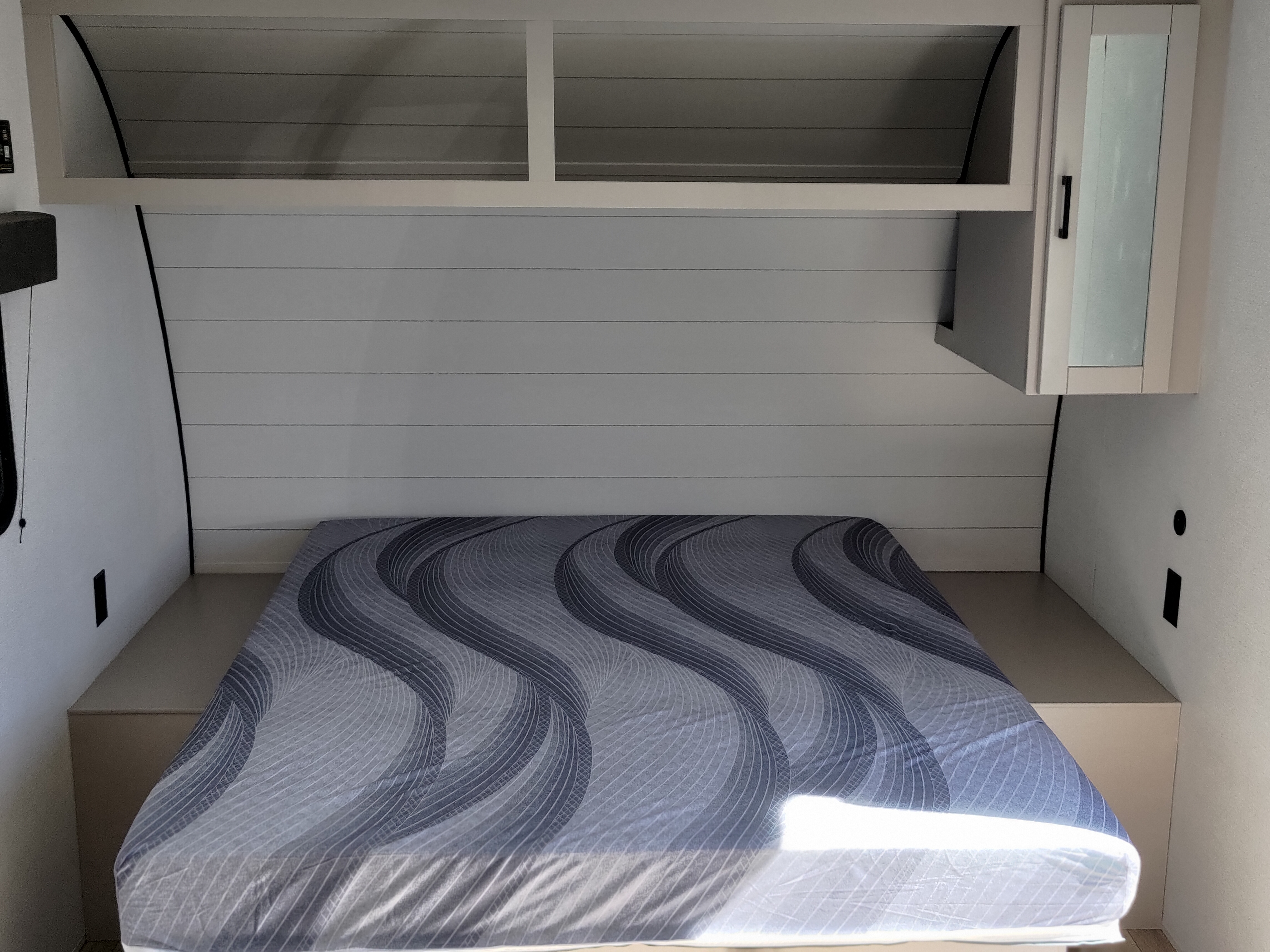 2027 JAYCO JAY FLIGHT TRAVEL TRAILER