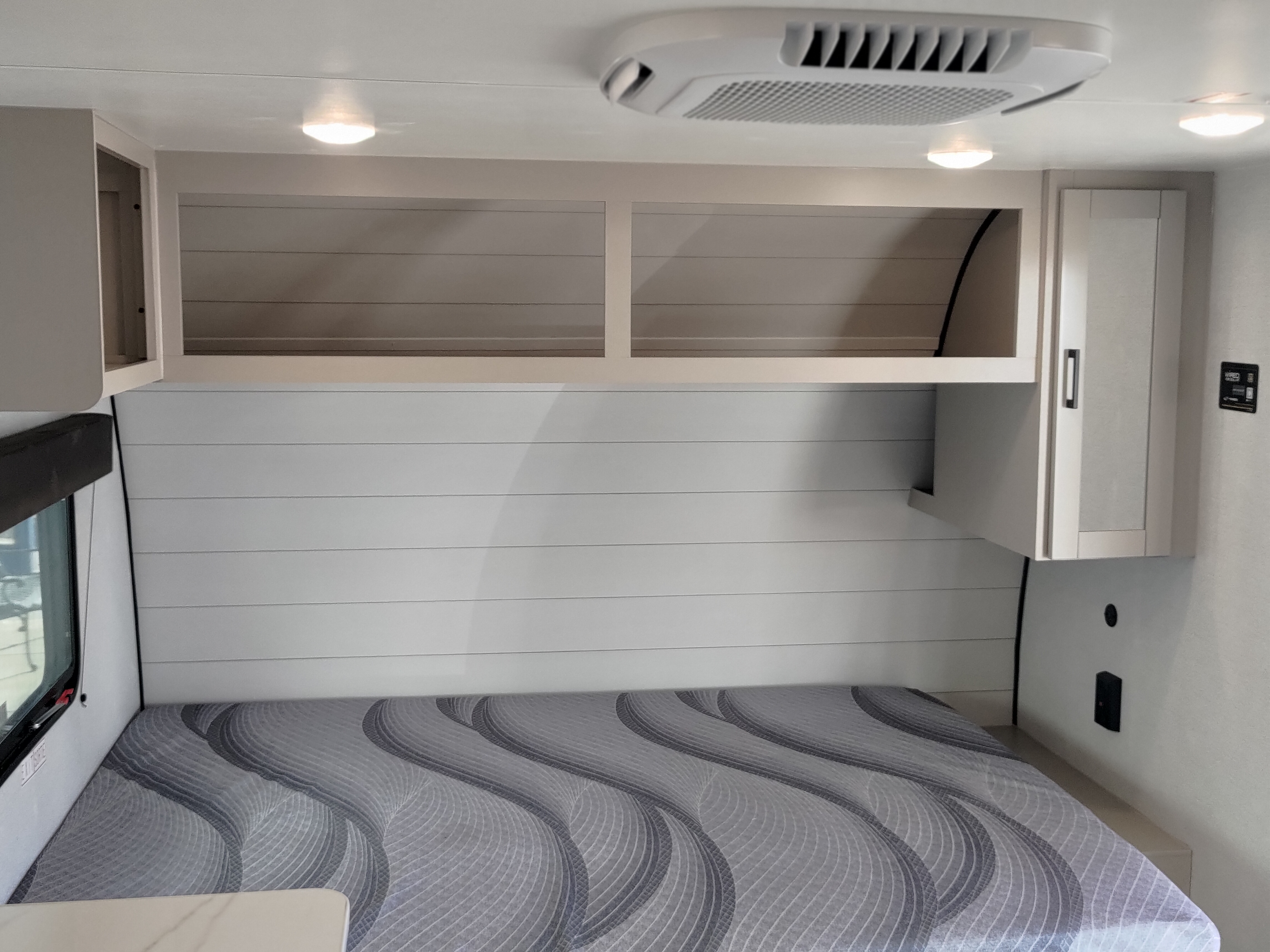 2027 JAYCO JAY FLIGHT TRAVEL TRAILER