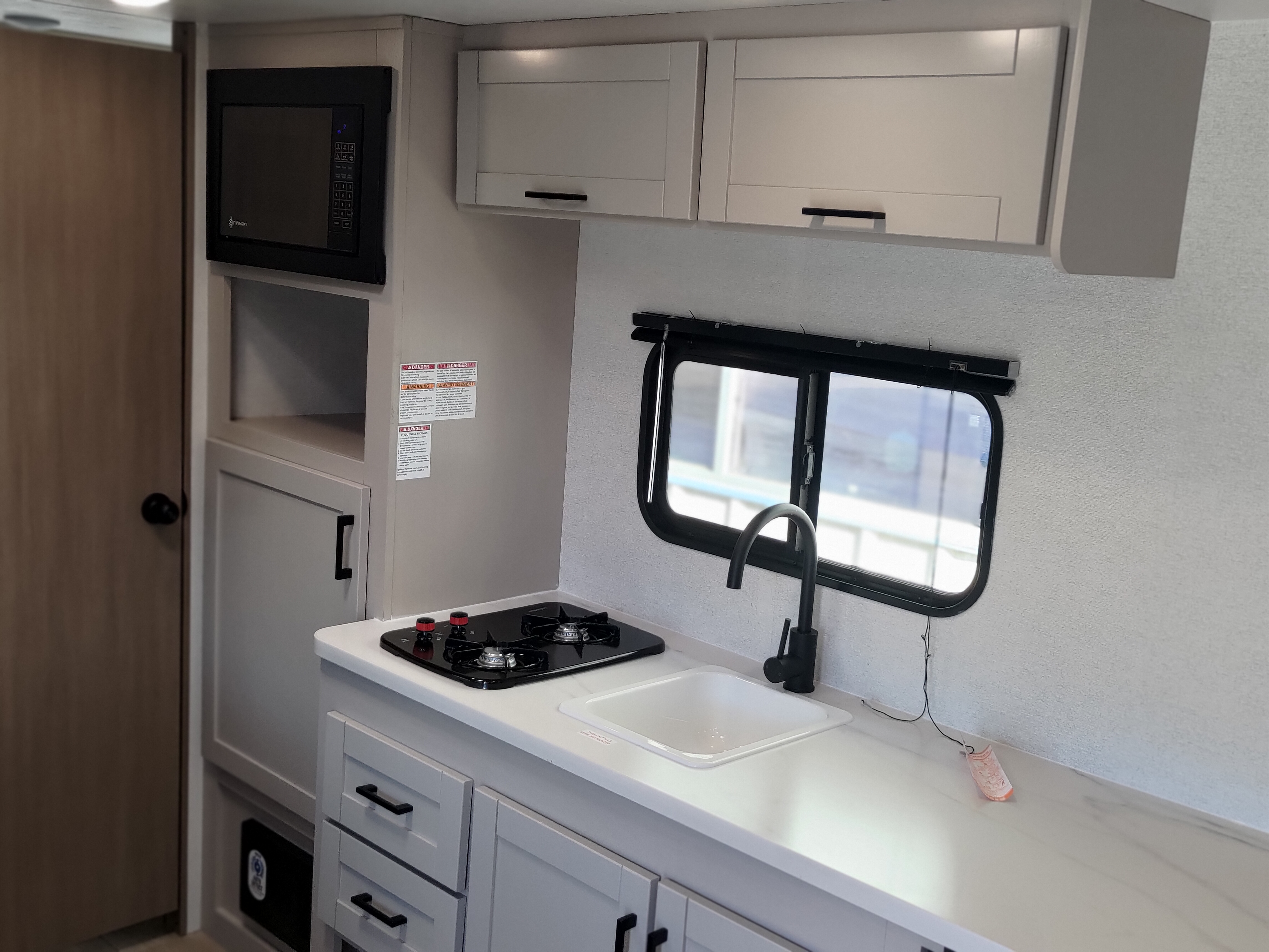 2027 JAYCO JAY FLIGHT TRAVEL TRAILER